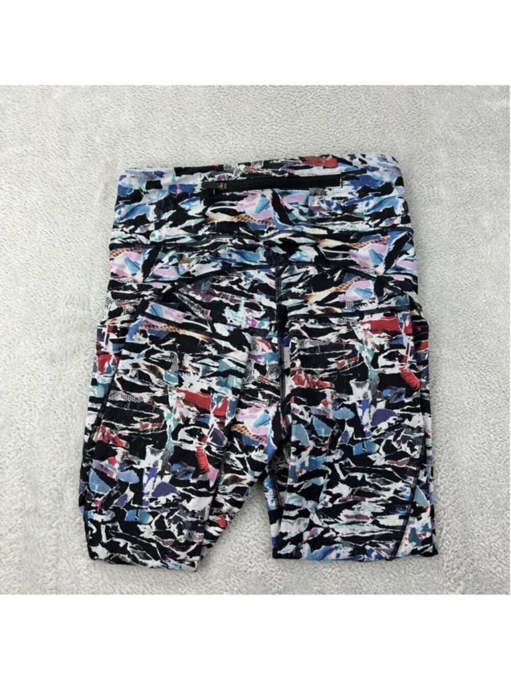 Lululemon Break Free Crop (Nulux 17") Women's Size 6 Culture Clash Starligh - Picture 12 of 12